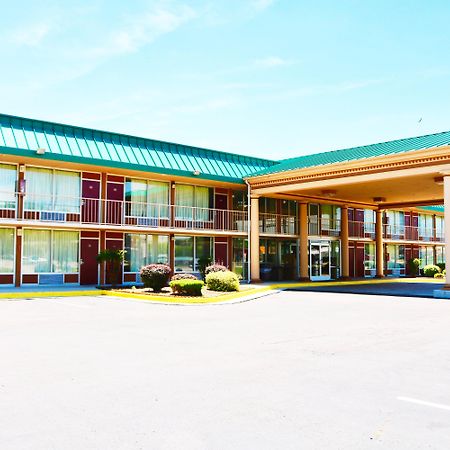 Red Roof Inn & Suites Cave City Dış mekan fotoğraf